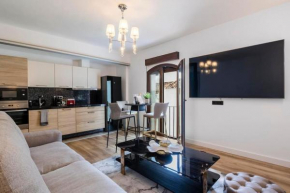luxurious apartment in the heart of puerto banus